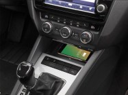 Vezeték nélküli autós telefontöltő Skoda Octavia 5E (2013-2019) autóhoz 10W INBAY Qi 241340-51-1