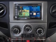 Iveco Daily IV/V 2006.05-> autórádió beépítő keret Dupla DIN 381162-01-2 beépítve