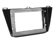 10" rádiókeret VW Tiguan (2016-2021) - Zongoralakk fekete 381320-142-1