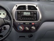 Toyota RAV4 (ACA20/21 ZCA25/26) 2000.08->2006.02 OEM gyári rádió